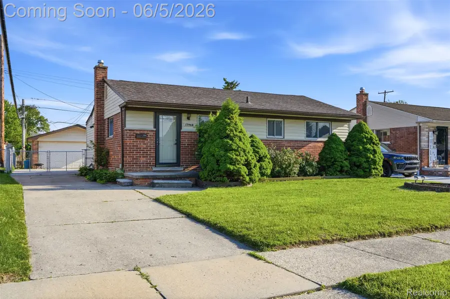 17968 Summer Lane S, Fraser, MI 48026 - #2