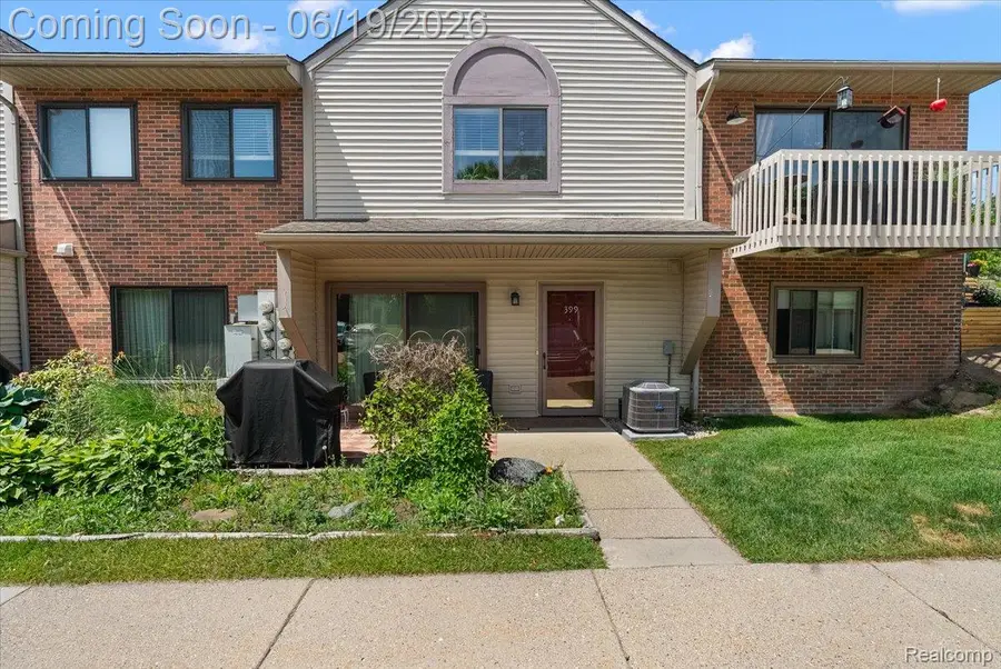 399 Spring Brooke Drive, Brighton, MI 48116 - #3