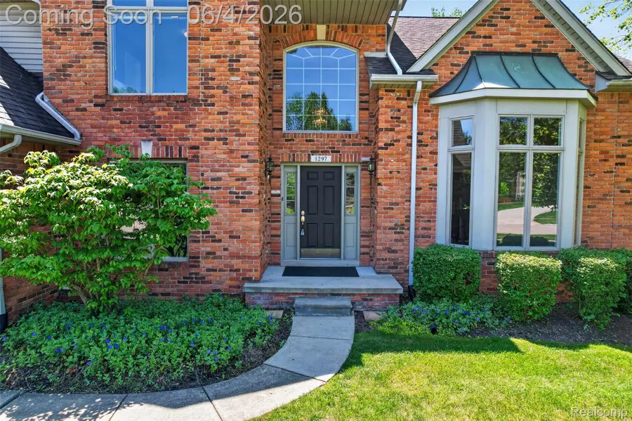 1297 Almond Drive, Troy, MI 48098 - #3