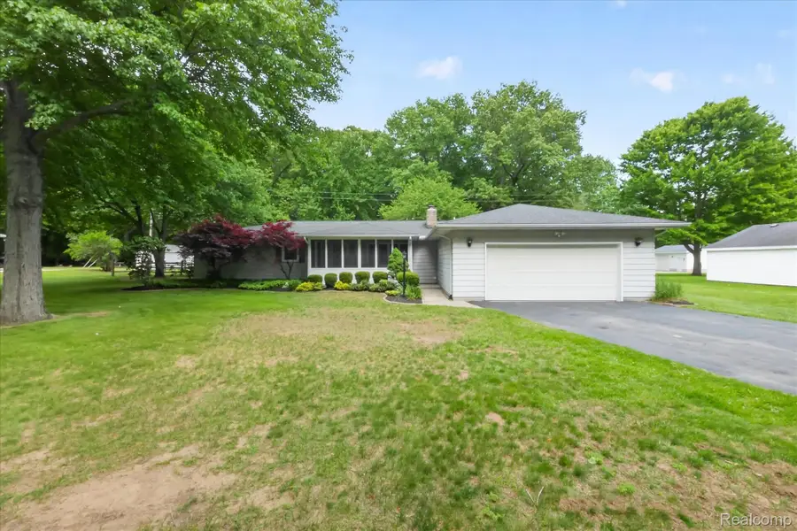 2083 Wells Road, Dundee, MI 48131 - #2