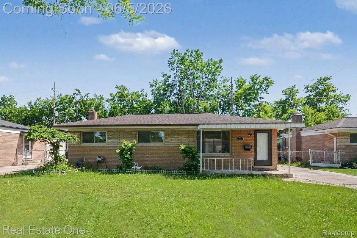 2510 Lincoln Drive, Warren, MI 48092 - #1