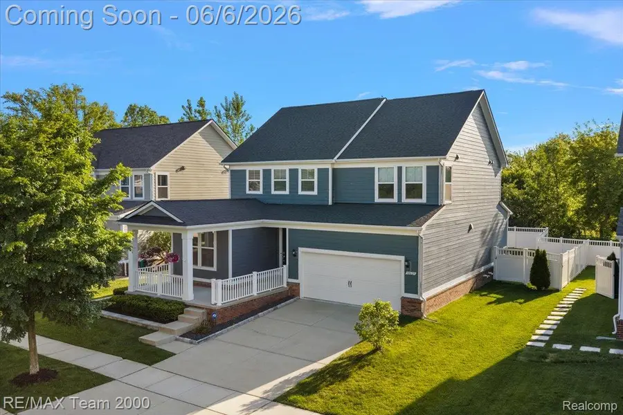 50621 Eisenhower Drive, Canton, MI 48188 - #2