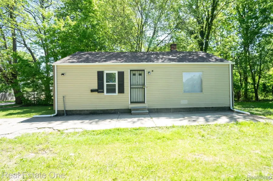 22675 Santa Maria Street, Detroit, MI 48219 - #2
