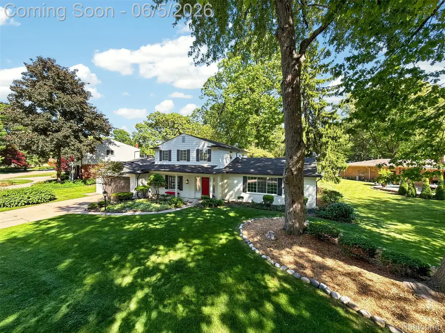 16240 Forestview Drive, Clinton Township, MI 48036 - #3