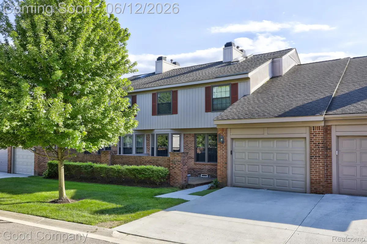 7354 Birkshire, West Bloomfield, MI 48322 - #1