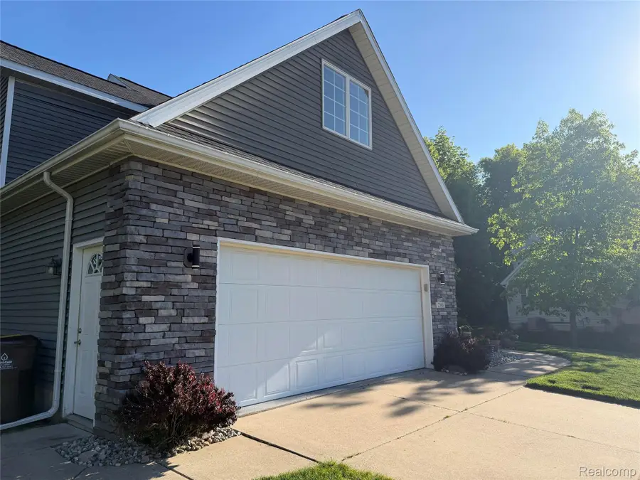 2380 Houghton Hollow Drive, Lansing, MI 48911 - #2