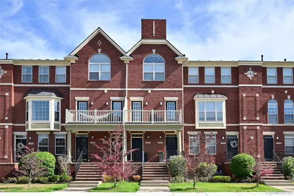 3263 Camden Drive, Troy, MI 48084