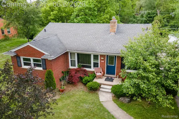 27912 6 Mile Road, Livonia, MI 48152