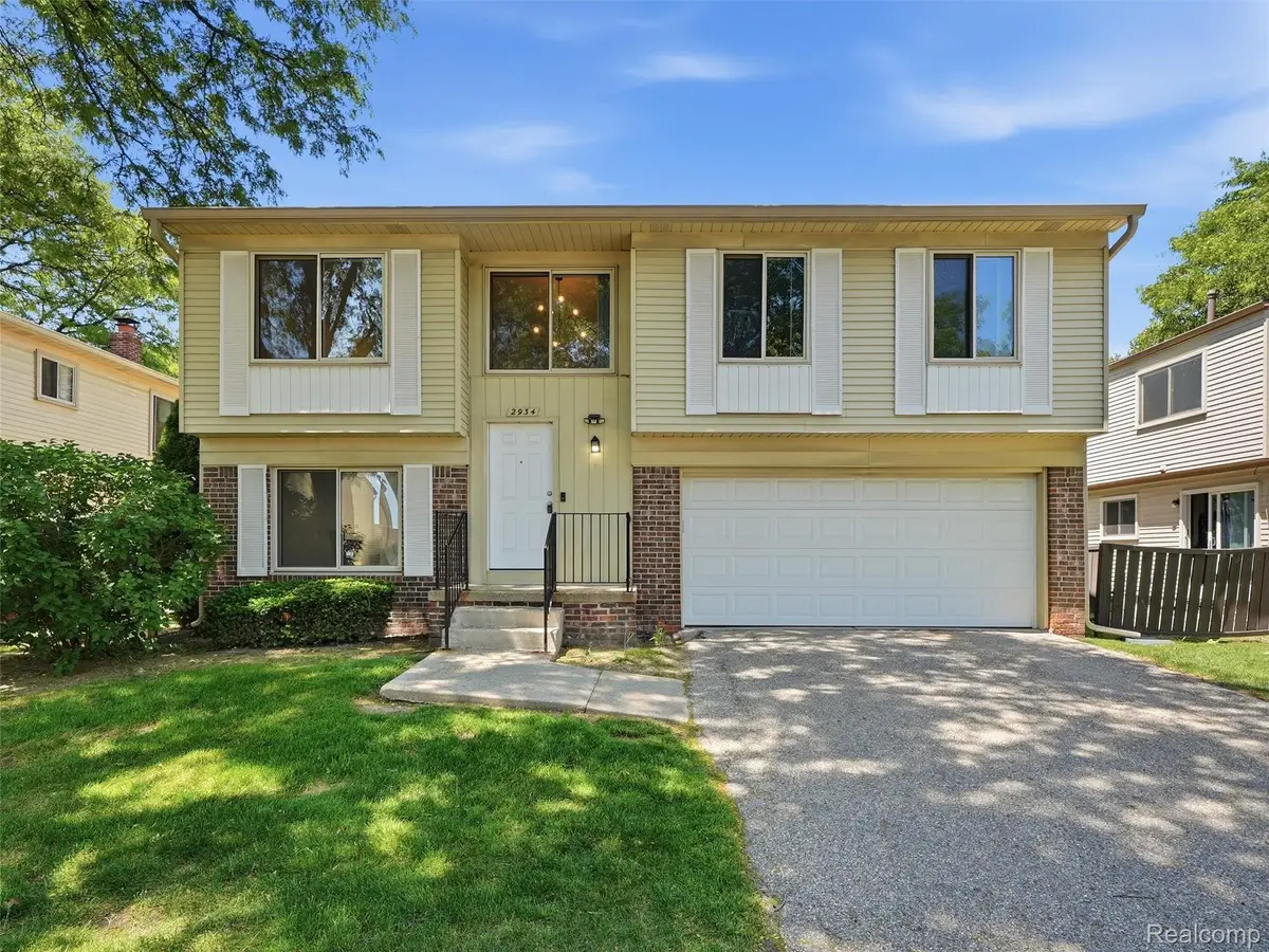 2934 Roundtree Drive, Troy, MI 48083 - #1