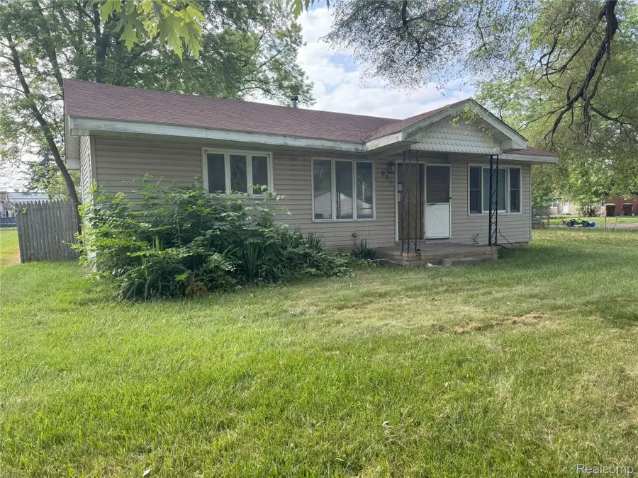 824 Harbor Avenue, Monroe, MI 48162 - #2