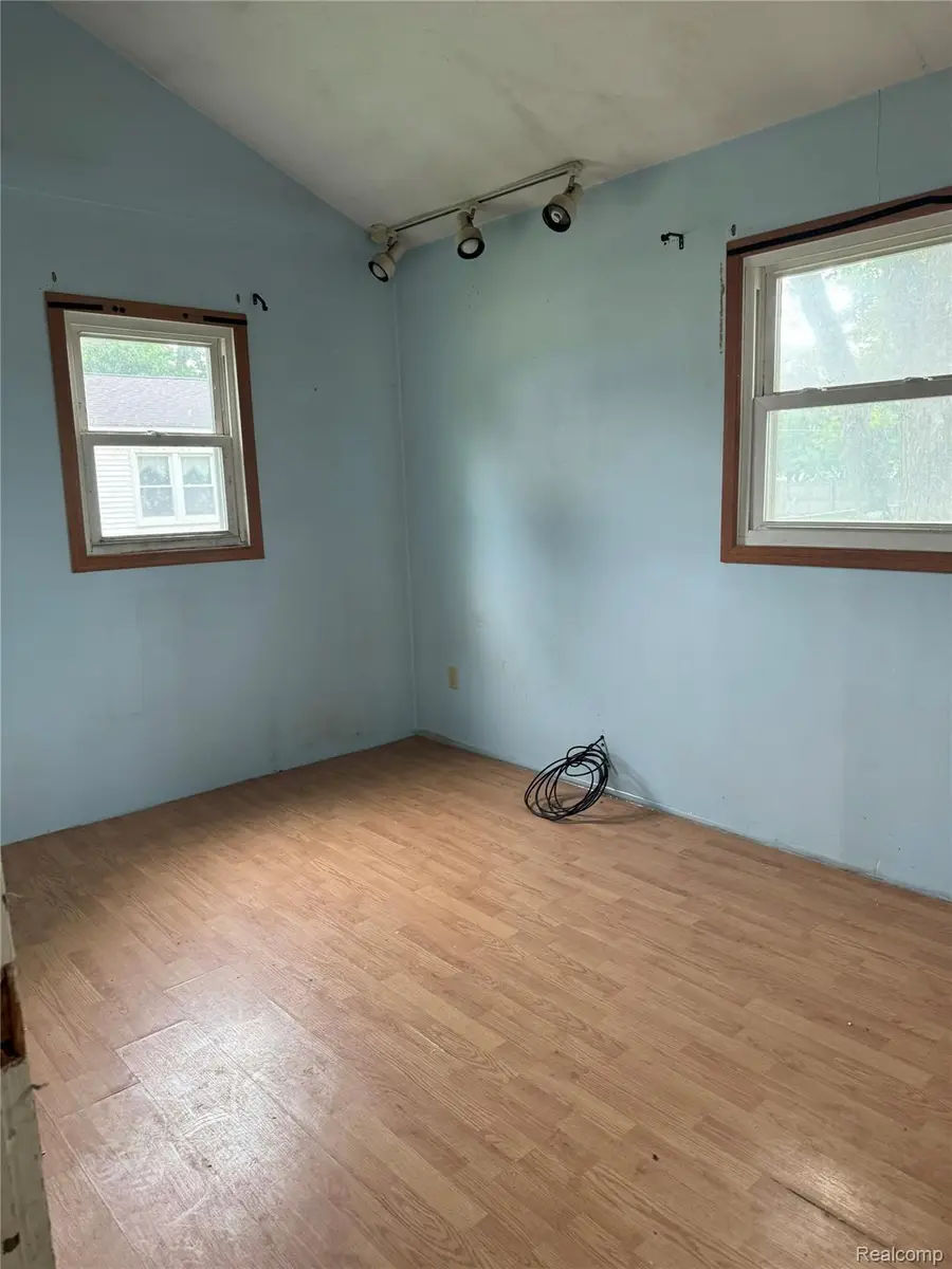 824 Harbor Avenue, Monroe, MI 48162 - #3