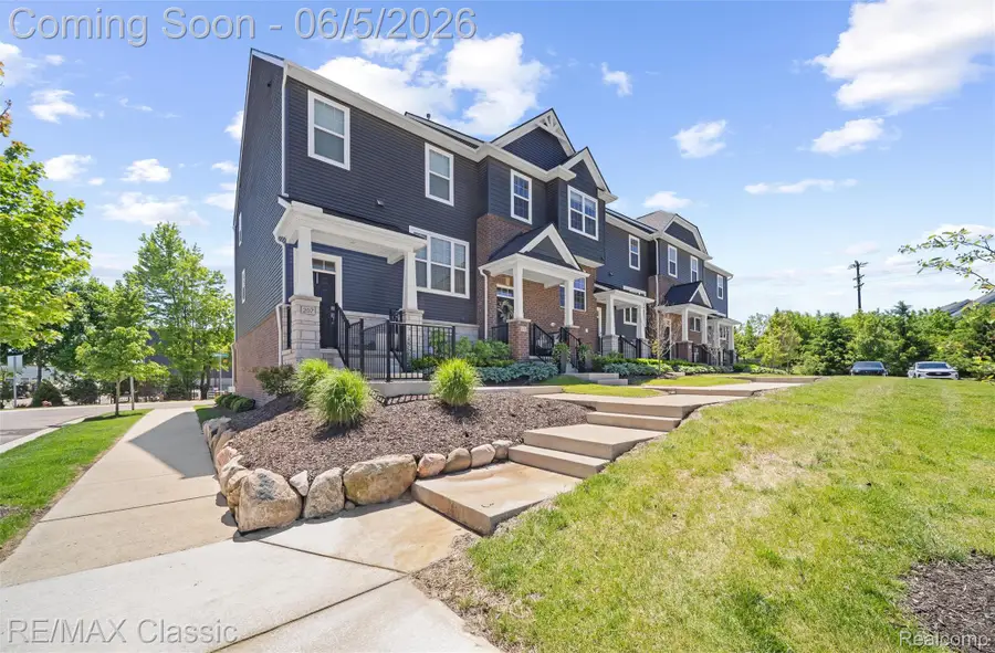 219 S Sydney Court, Plymouth, MI 48170 - #3