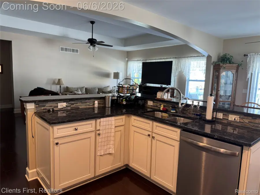 318 Province Lane, Canton, MI 48188 - #2