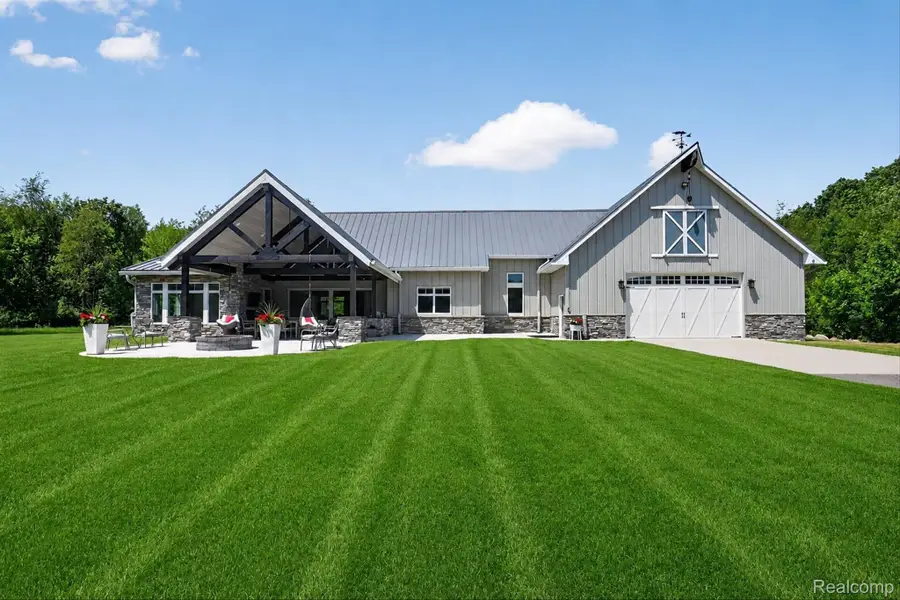10500 W Grand River Road, Fowlerville, MI 48836 - #2