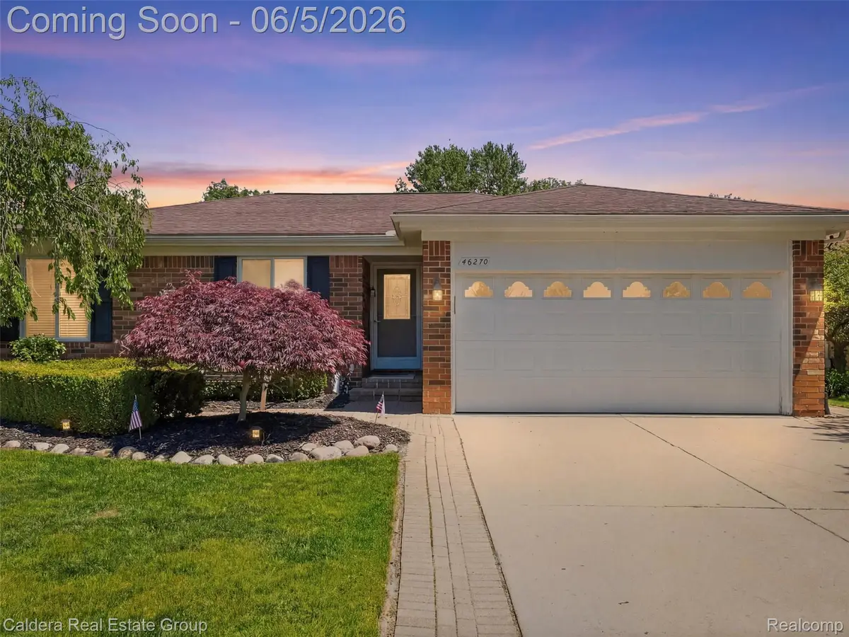 46270 Hollowoode Lane, Macomb, MI 48044 - #1