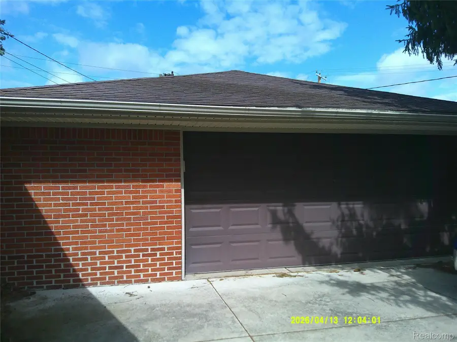 2803 Lexington Court, Trenton, MI 48183 - #2