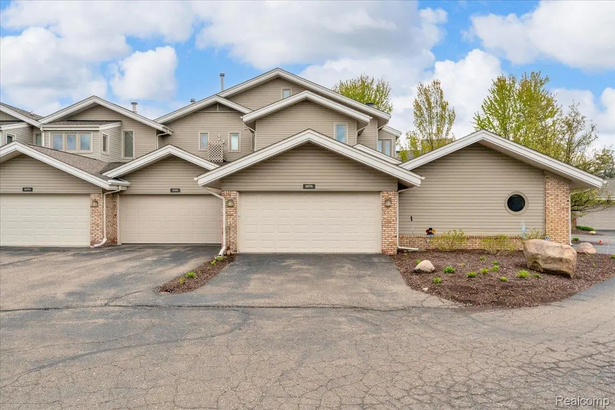 21096 Boulder Circle, Northville, MI 48167 - #1