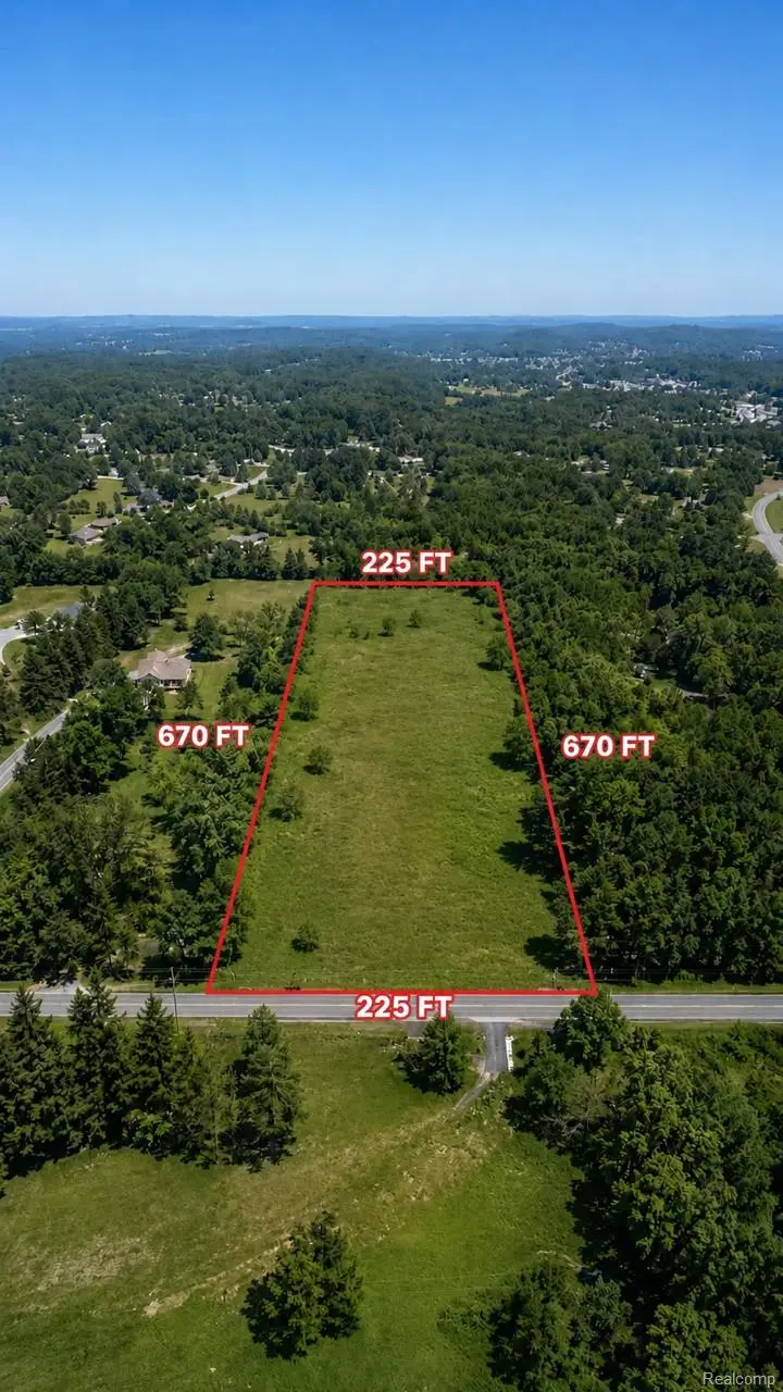 700 W Maple Road, Milford, MI 48381 - #1