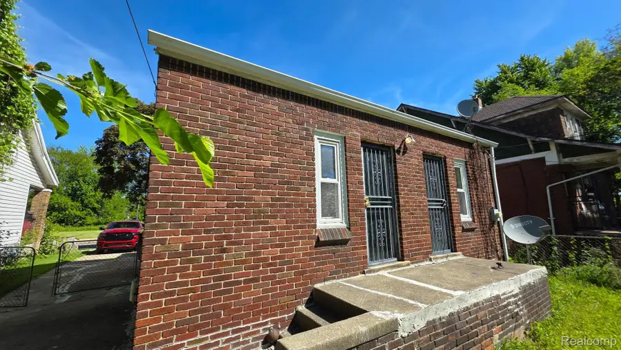 11750 Elmdale Street, Detroit, MI 48213 - #2
