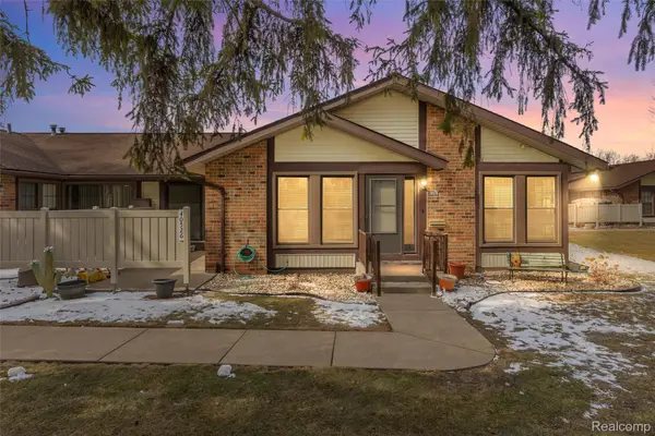 40526 Newport Drive, Plymouth, MI 48170