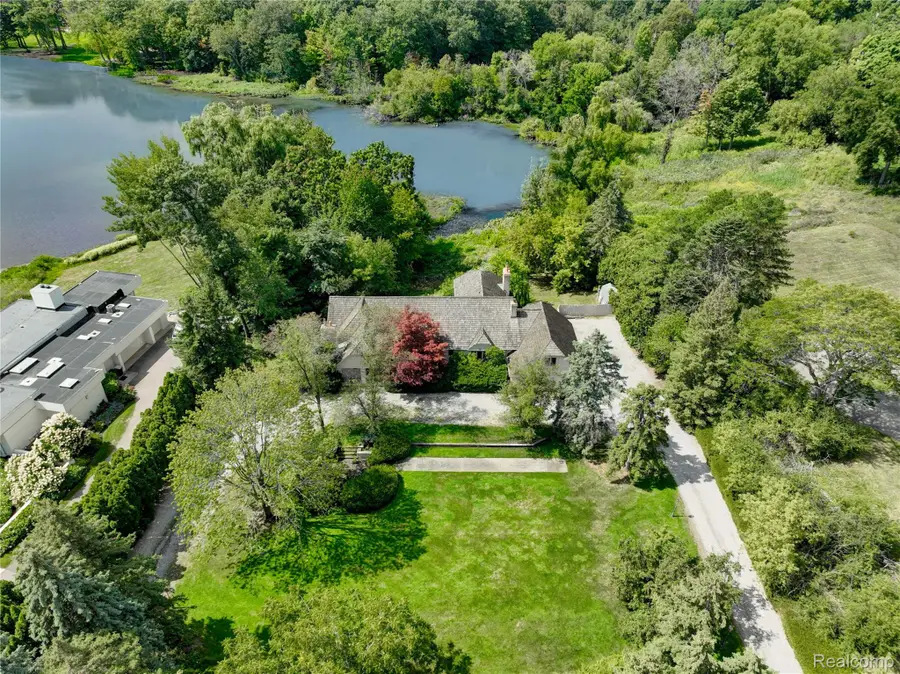 363 Lakewood Drive, Bloomfield Hills, MI 48304 - #3