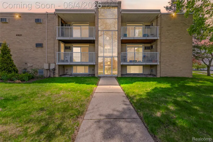 4921 Crooks Road #N10, Royal Oak, MI 48073 - #2