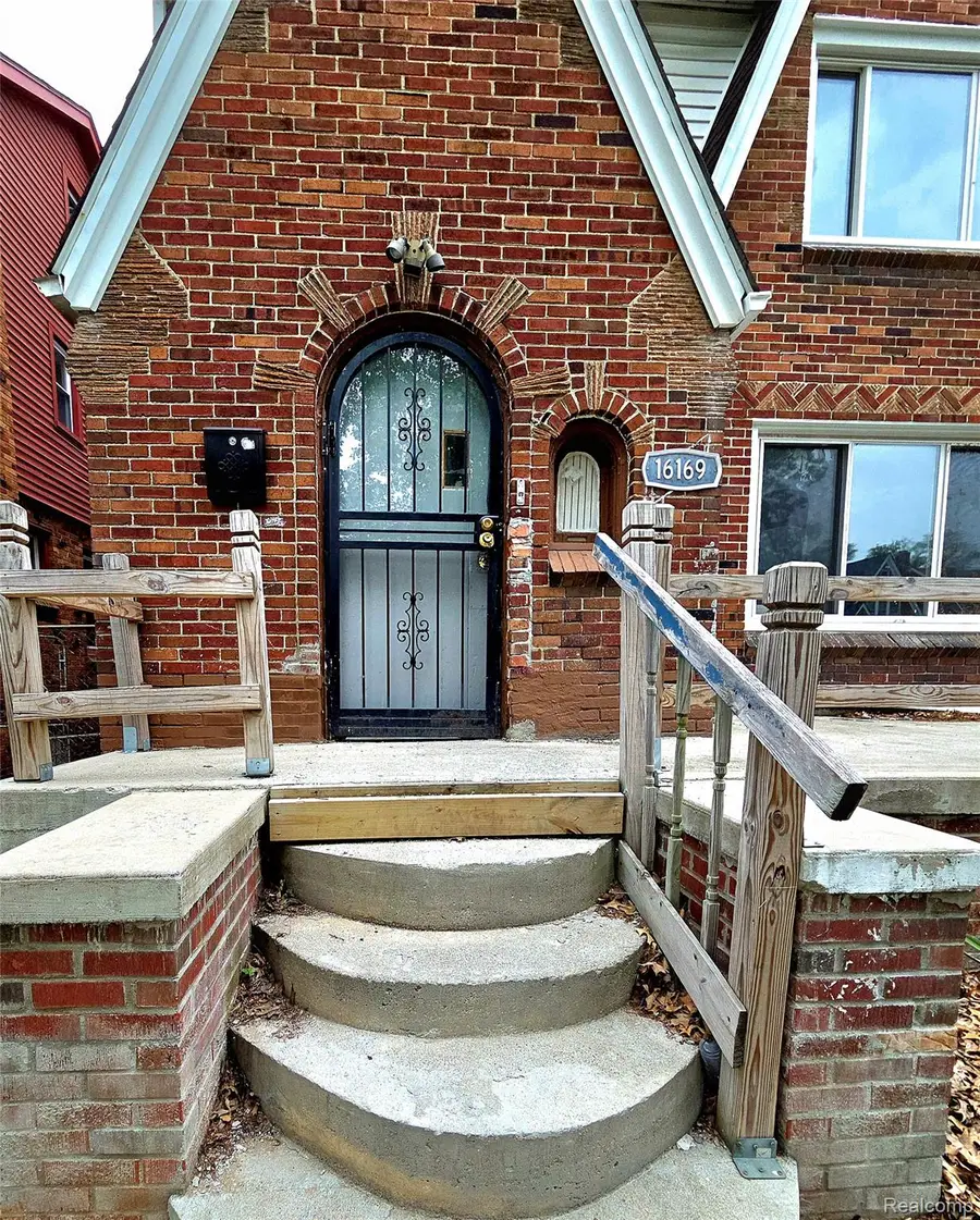 16169 Roselawn Street, Detroit, MI 48221 - #3