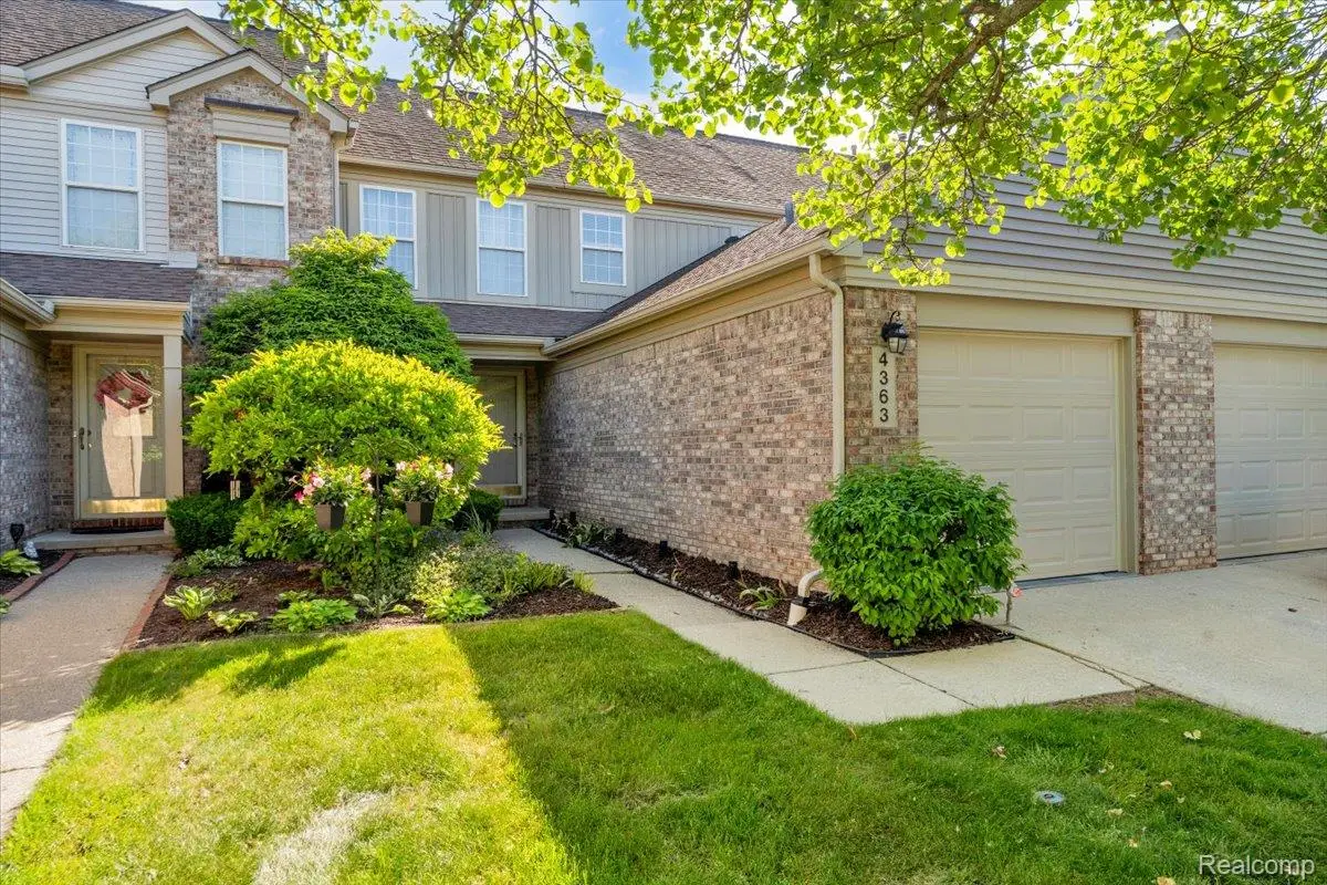 Address Withheld By Seller, Canton, MI 48188 - #1