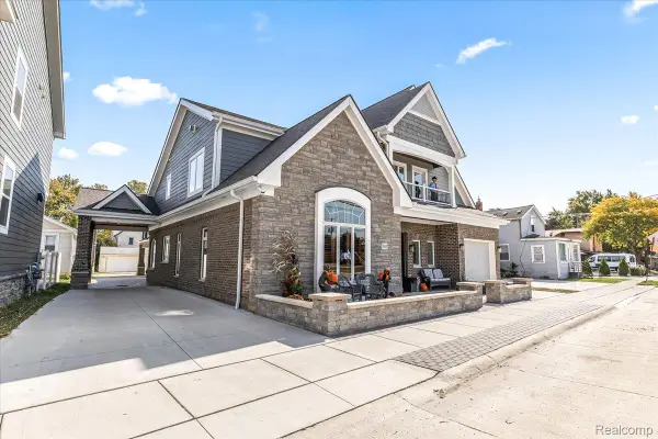 543 Deer Street, Plymouth, MI 48170