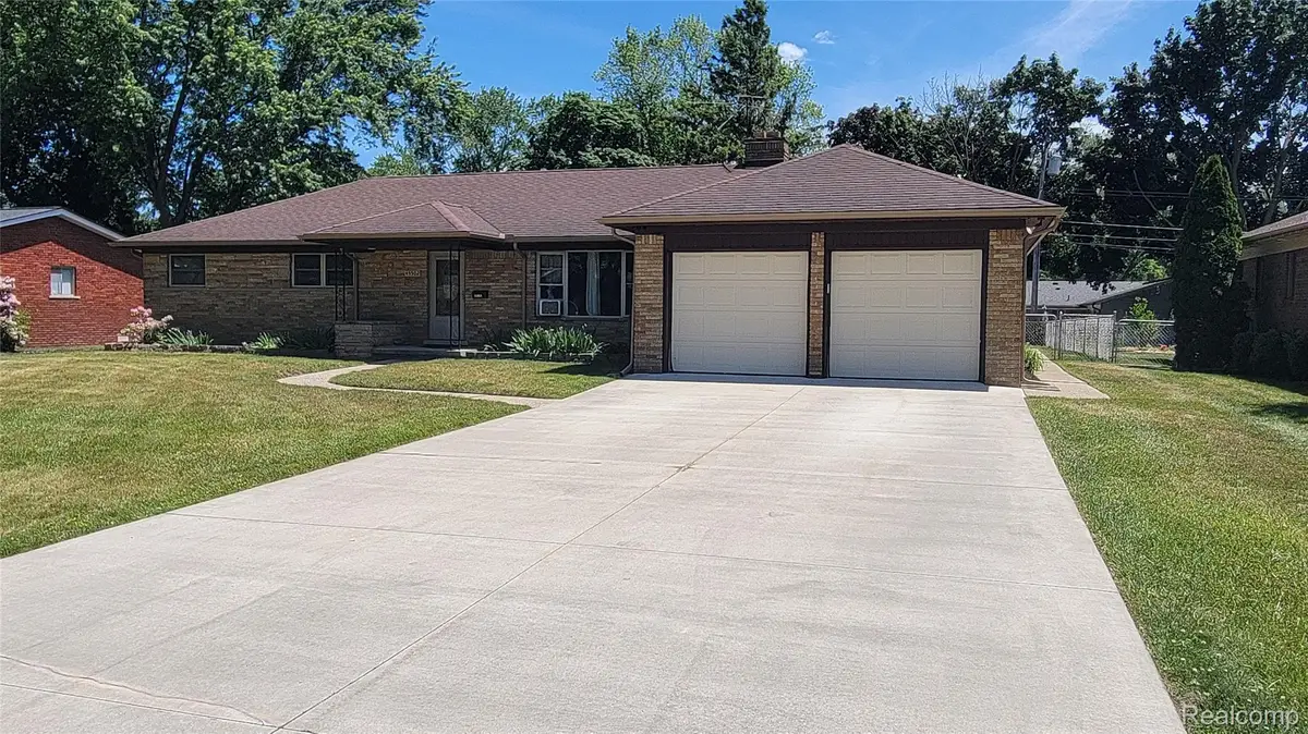 45502 Klingkammer Street, Utica, MI 48317 - #1