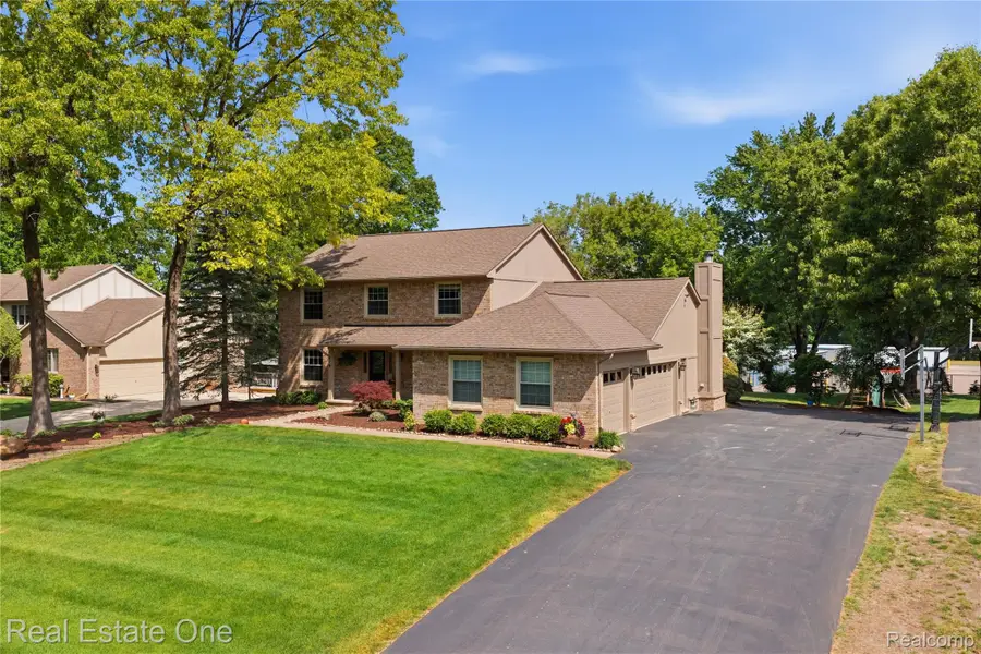 219 Briarwood Drive, Highland, MI 48357 - #3