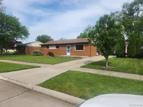 33810 Vista Way, Fraser, MI 48026