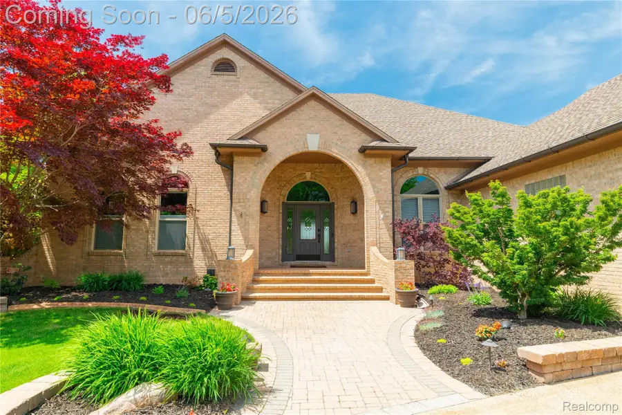 18124 Meridian Road, Grosse Ile, MI 48138 - #3