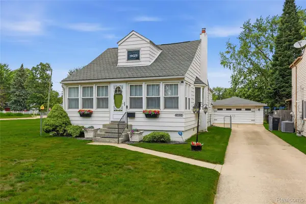 19029 Florian Street, Roseville, MI 48066