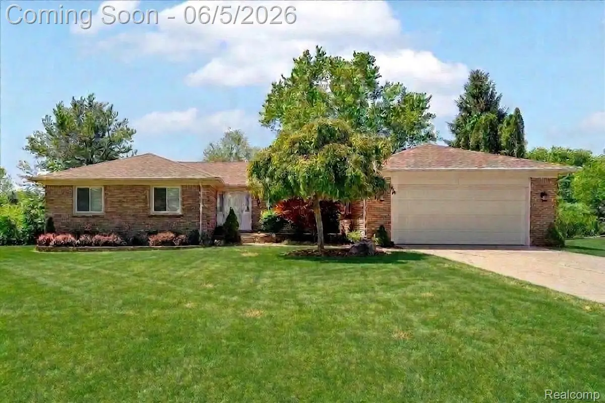 36615 Almond Circle, Farmington Hills, MI 48335 - #1