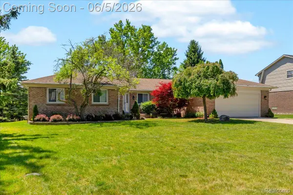 36615 Almond Circle, FarmingtonHills, MI 48335