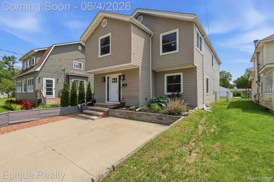 72 N North Shore Drive, Lake Orion, MI 48362 - #2
