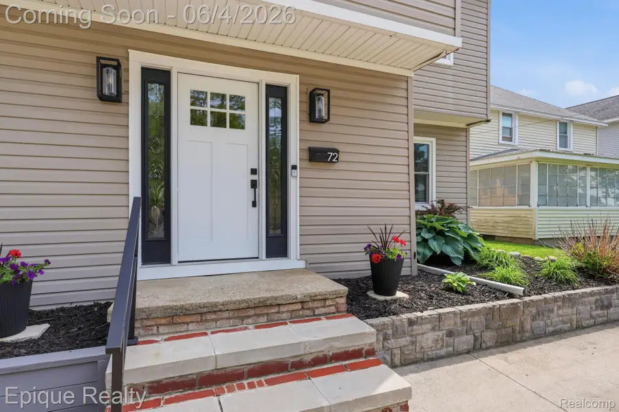 72 N North Shore Drive, Lake Orion, MI 48362 - #3