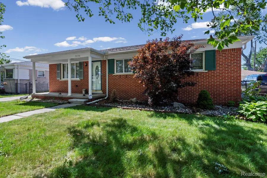 1584 Marion Avenue, Lincoln Park, MI 48146 - #3