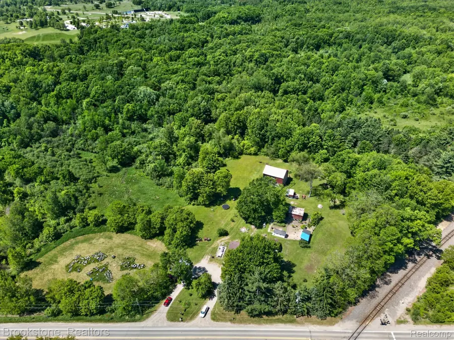 9449 & 9437 Andersonville Road, Clarkston, MI 48346 - #3