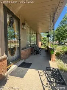 35852 Pinetree Street, Livonia, MI 48150 - #2