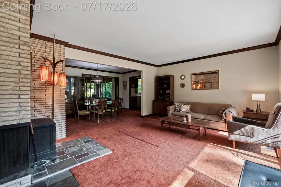 23251 Cass Avenue, Farmington, MI 48335 - #3