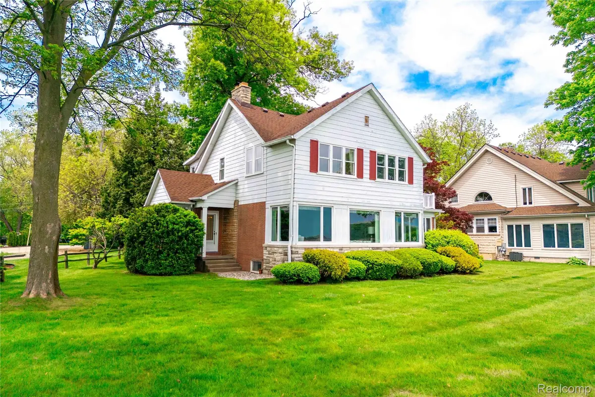 29863 East River Road, Grosse Ile, MI 48138 - #1
