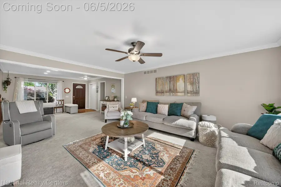 5069 Prentis Drive, Troy, MI 48085 - #3