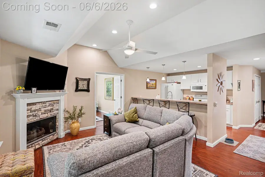 12398 Saint Andrews Way, Fenton, MI 48430 - #2