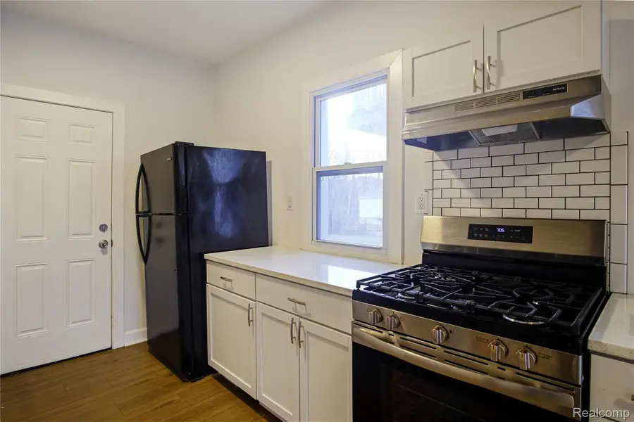6123 Commonwealth Street, Detroit, MI 48208 - #2
