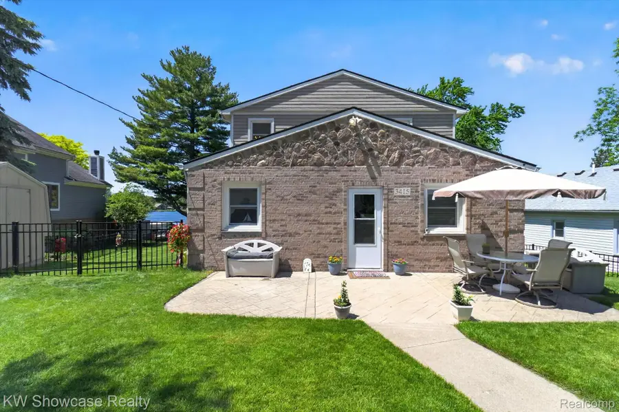 3415 Highland Boulevard, Highland, MI 48356 - #3