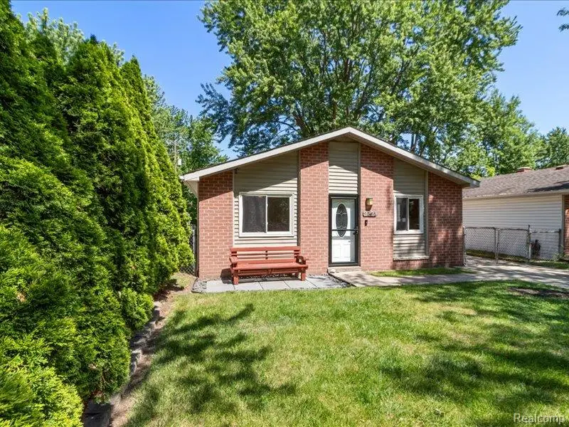 9255 Sylvia Street, Taylor, MI 48180 - #3