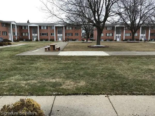 8171 Denwood Drive #K-3, SterlingHeights, MI 48312