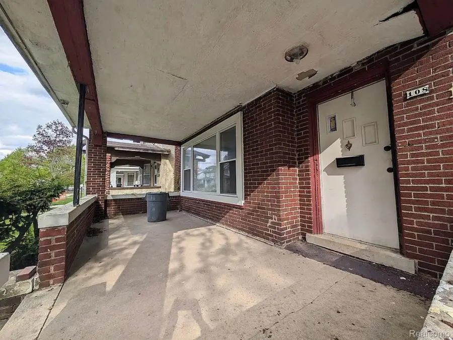 108 Massachusetts Street, Highland Park, MI 48203 - #2